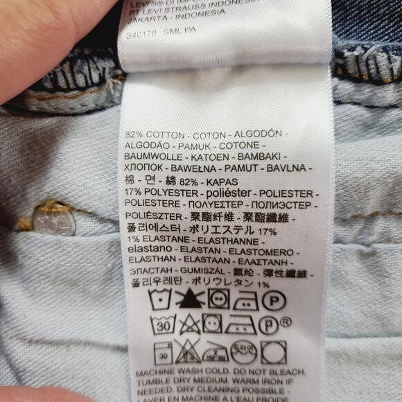 Levi's 502 Tapered Leg Dark Wash Men's Jeans Size 31X32, PRE-OWNED - Picture 9 of 11